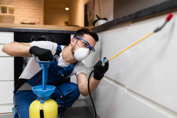 Best Commercial Pest Control Services  in Inwood, FL